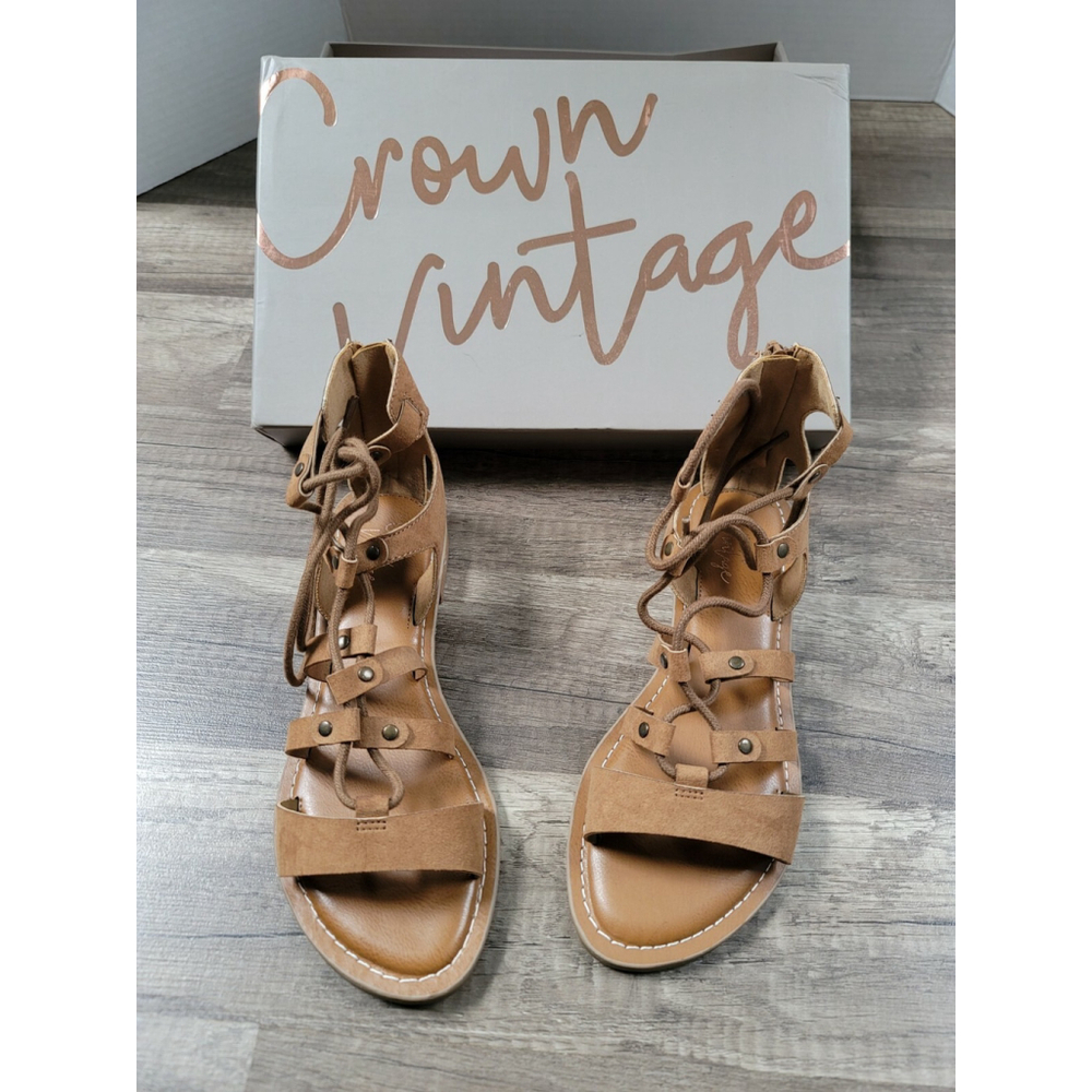 Crown Vintage Regina Gladiator Sandal 6M New